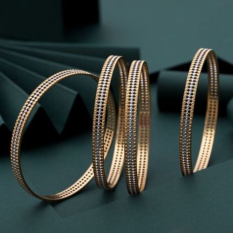 Rhodium Bangles Gold, Bangle Designs Gold, Bangles Jewelry Designs Gold, Gold Bangle Designs, Simple Gold Bangle, Plain Gold Bangles, Gold Bangles Indian, Gold Bangles For Women, Gold Bangle Set