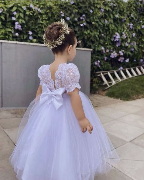 Modern Flower Girl Dress Toddler, Bautizo Ideas Girl Dress, Bautizo Dress, Wedding Hairstyles For Kids, Toddler Wedding Dress, Kids Hairstyles For Wedding, Blue Quince, Quince Dresses Pink