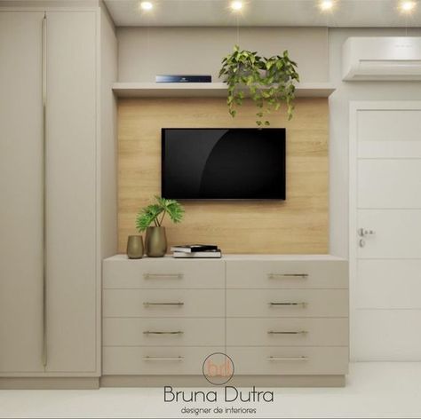 Small Bedroom Cupboards, Cupboard Ideas Bedroom, Luxury Tv Wall, Bedroom Layout Design, Bedroom Closet Doors, Bedroom Built Ins, Living Room Floor Plans, Condo Bedroom, Bedroom Built In Wardrobe