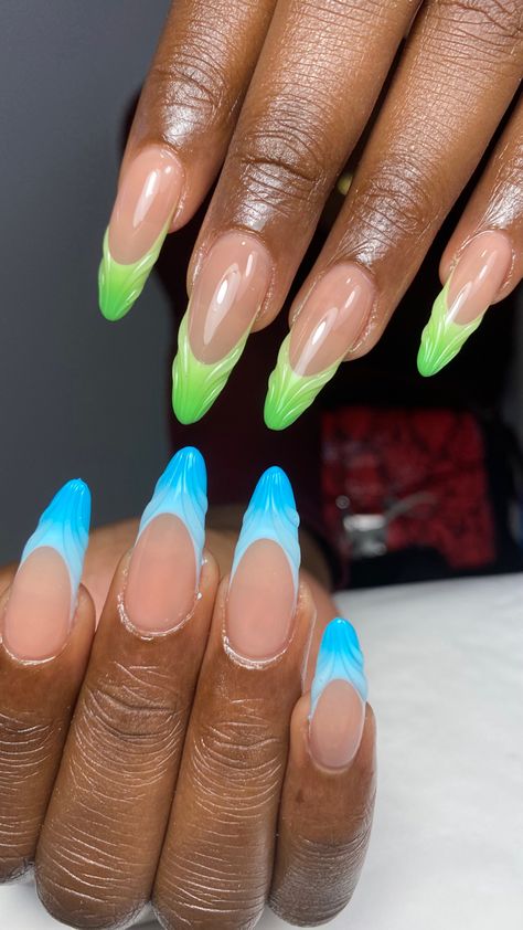 Blue Green And Black Nails, Green And Blue Almond Nails, Blue And Green Gel Nails, Water Ripple Nails, Blue 3d Nail Art, Green And Blue Nail Ideas, Blue And Green Nail Art, Blue And Green French Tip Nails, Light Blue And Green Nails