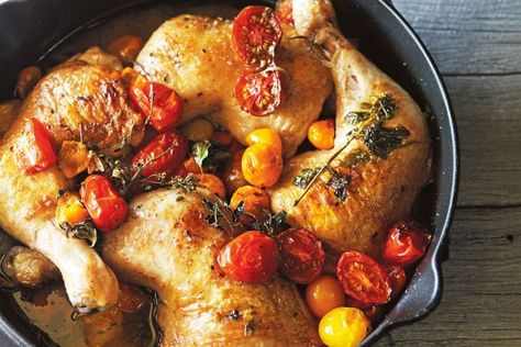 Silvia Colloca's Italian braised #chicken marylands with wine (pollo in potacchio) Italian Braised Chicken, Maryland Chicken, Maryland Recipes, Chicken Maryland, Malaysian Chicken Curry, Undercooked Chicken, Braised Chicken, Smoked Bacon, Recipes For Dinner