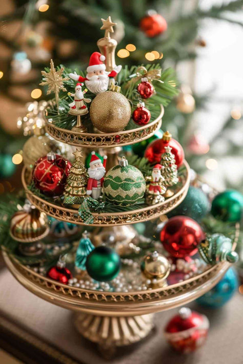 21 Tiered Tray Decor Designs to Inspire Your Holiday Style Side Table Christmas Decor Ideas, Tiered Tray Decor Ideas, Christmas Cottagecore, Christmas Bar Cart, Tray Decor Ideas, Easter Gathering, Christmas Tray, Rustic Holiday, Tiered Trays