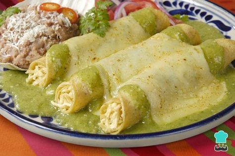 Receta de Enchiladas poblanas Enchiladas Mexicanas, Weight Watchers Chicken, Chicken Enchilada Recipe, Enchilada Recipes, No Calorie Foods, Recipe Details, Chicken Enchiladas, Ww Recipes, Weight Watchers Meals