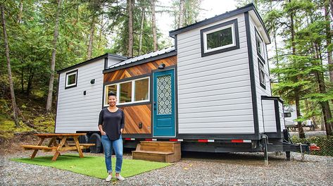 Woman's Modern Tiny House is Super Spacious, Functional, And Can Sleep 9! Double Bunk Beds, Tiny House Talk, Modern Tiny House, Tiny Spaces, Tiny House Living, Tiny House On Wheels, Under Stairs, Luxury Bath, Tiny Home