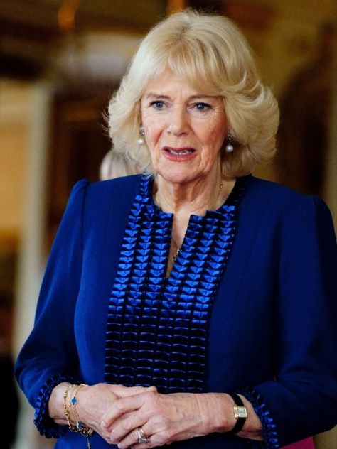 Camilla Duchess Of Cornwall, English Royal Family, Queen Consort, Queen Camilla, Camilla Parker Bowles, Fall Fashion Trends Women, Princess Elizabeth, Royal Queen, Military Girl