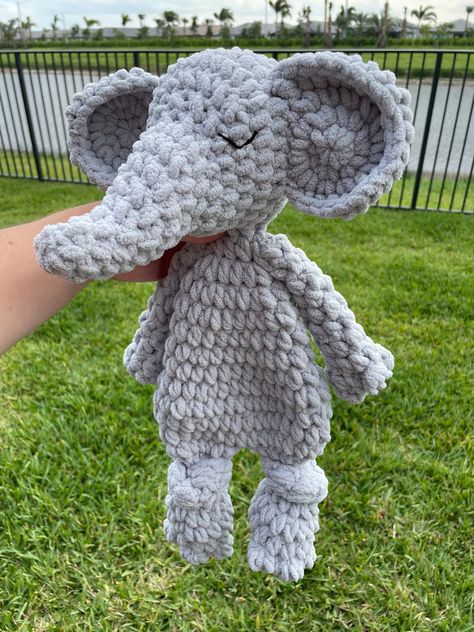 Crochet elephant pattern