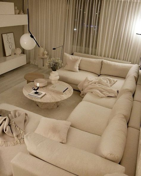 Soft Aesthetic Living Room, Natural Apartment Aesthetic, Clean Girl Living Room, Basement Aesthetic, Apartment Livingroom, Minimalistic Home, Apartment Living Room Design, Dream Apartment Decor, Future Apartment Decor