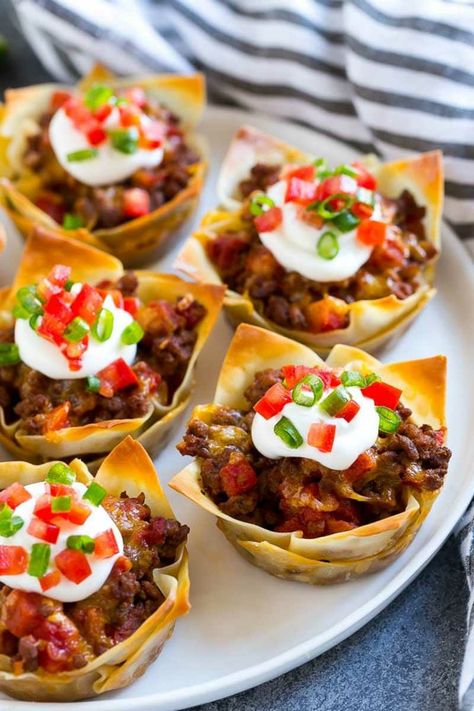 Wonton Taco Cups, Taco Cups Recipe, Wonton Tacos, Best Ground Beef Recipes, Mini Taco, Parties Food, Fresh Drink, Taco Cups, Wonton Cups