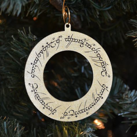 Literary Christmas Tree, Elven Script, Geeky Christmas Decorations, Nerd Christmas, Nerdy Christmas, Geek Christmas, The One Ring, Gold Ornament, Geek Crafts