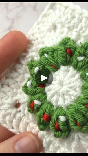 Christmas Wreath Crochet, Wreath Crochet, Crochet Granny Square Tutorial, Granny Square Tutorial, Crochet Game, Crochet Granny Square, Your Crochet, Granny Squares, Crochet Granny