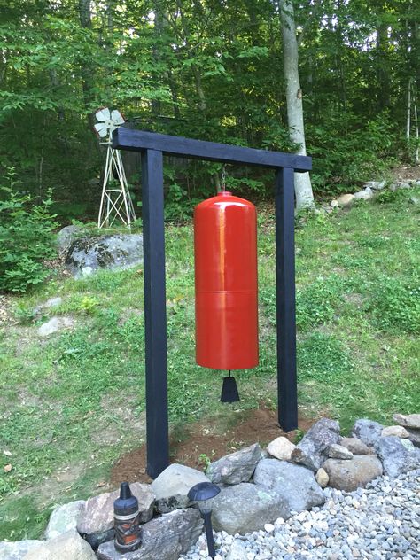 Old propane tank bell Old Propane Tank Projects, Propane Tank Ideas, Bell Stand, Metalwork Projects, Well Pressure Tank, Chinese Theme Parties, Propane Tank Art, Garden Bells, Tori Gate