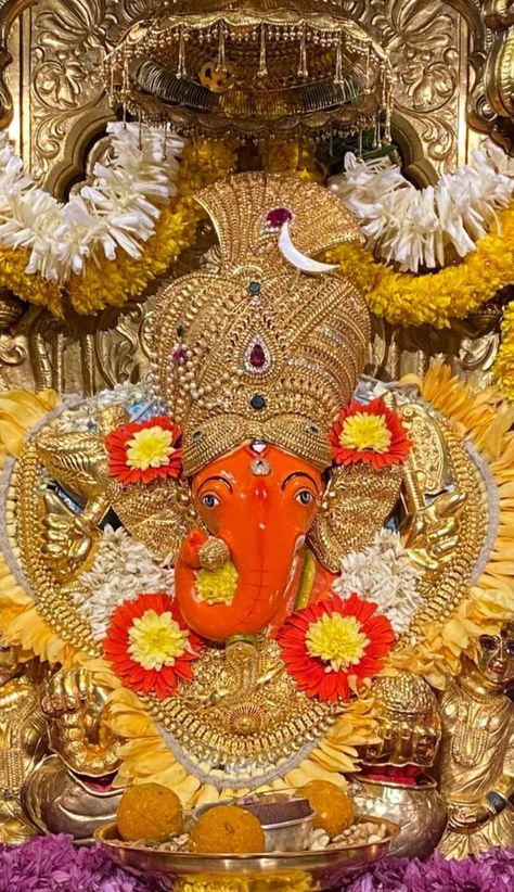 Sidhi Vinayak Ganpati, Siddhi Vinayak Ganpati, Ganesh Background, Dagdusheth Ganpati, Ganpati Photo, श्री गणेश, Photos Of Ganesha, All God Images, Ganapati Bappa