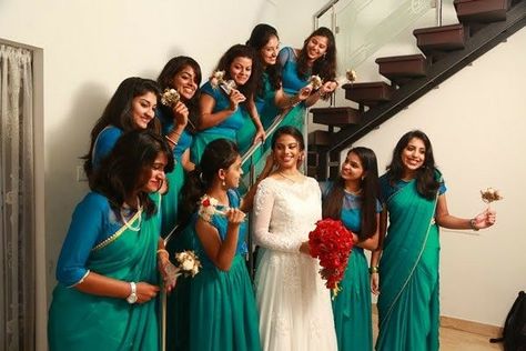 Dress Code For Kerala Wedding, Christian Wedding Theme, Kerala Christian Wedding, Dress Code Ideas, Wedding Ideas Indian, Bridesmaids Saree, Christian Wedding Dress, Kurta Pattern, Christian Bridal Saree