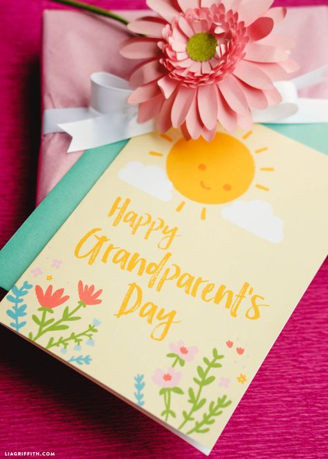 Grandparents Day Card Grandparents Day Greeting Card Ideas, Parents Day Card Ideas Kids, Greeting Card For Grandparents, Diy Grandparents Day Cards, Parents Day Greeting Card Ideas, Grand Parents Day Card Ideas, Grand Parents Day Card, Happy Grandparents Day Cards, Grandparents Day Card Ideas