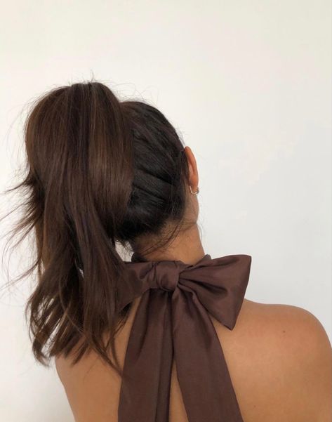 Low Weave Ponytail, Hair Accessories Bun, High Pony, Weave Ponytail Hairstyles, Fall Hairstyles, Hair Cuffs, Bun Hairstyle, Effortless Hairstyles, Fresh Hair