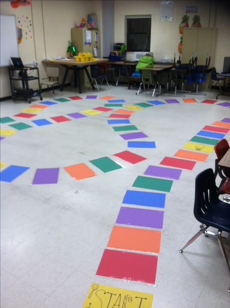 I made a life size Candyland game board for my 5th graders standardized test prep. They loved it, it was fun, and a great way to prepare for a test without stressing my students out :) Life Size Candy Land, Candyland Games, Life Size Games, Testing Motivation, Math Night, Family Literacy, Primary Singing Time, Class Games, Classroom Transformation