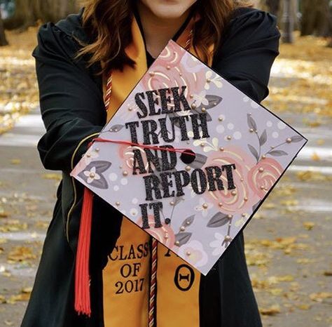 My BS in journalism graduation cap! #graduation #journalism Journalism Cap Decoration, Journalism Graduation Cap, Journalism Graduation, Teaching Journalism, Graduation Hat Designs, Grad 2023, College Vibes, Journalism Major, College Grad Cap Ideas