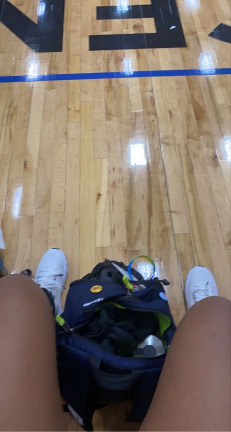 Fake Volleyball Pictures, Fake Volleyball Practice Snaps, Volleyball Gym Aesthetic, Fake Basketball Snap, Volleyball Asethic, Volleyball Snapchat, Volleyball Fake Story, Volleyball Snaps, Volleyball Snap