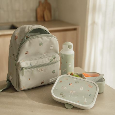 Back to Nursery & Preschool! 🎒✨ Get your little ones ready with our Back to School collection. From backpacks and drink bottles to lunch boxes and cooler bags, we’ve got all the essentials covered. Shop now and make their school year fun and organized! 🧃🍎 #BackToSchool #NurseryReady #PreschoolPrep Toy Kitchen Food, Greeting Card Gift Box, Toy Musical Instruments, 1st Birthday Gifts, Drinking Bottle, Youtube Instagram, Stacking Toys, Hobby Horse, Big Gifts