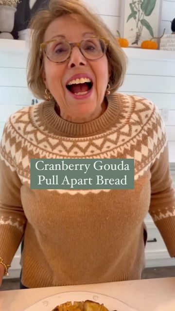 Cranberry Gouda Pull Apart Bread, Gouda Appetizers, Brunchwithbabs Recipes, Cranberry Pull Apart Bread, Cranberry Brie Pull Apart Bread, Season Butter, Gouda Cheese Recipes, Christmas Party Buffet, Pull Apart Loaf