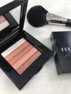 Bobbi Brown Shimmer Brick, Mac Lipstick Swatches, Beauty Counter, Light Pink Lip Gloss, Cosmetic Brands, Lipstick For Fair Skin, Lipstick Tutorial, Makeup 101, Lipstick Swatches