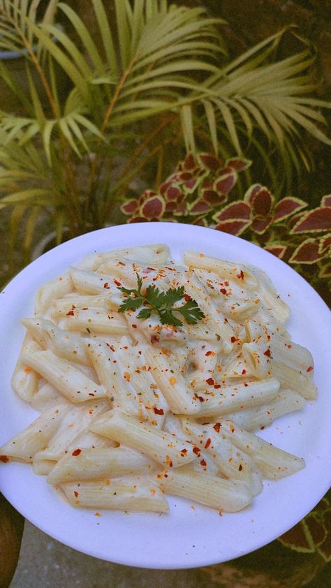 White Sauce Pasta Snap, Pasta Snap, White Sauce Pasta, Sauce Pasta, White Pasta, White Sauce, Pasta Sauce, Hummus, Eden