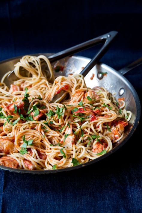 Lobster Spaghetti (Spaghetti all'Astice) Lobster Spaghetti, Best Spaghetti Recipe, Vegetables Rice, Lobster Dishes, Best Spaghetti, Fresh Lobster, Seafood Recipe, Lobster Recipes, Seafood Pasta