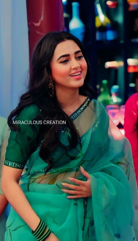 Tejaswini Prakash, Tejaswi Prakash, Tejasswi Prakash, Tv Streaming, Bridal Dress Design, Ethnic Dress, Story Writing, Indian Beauty Saree, Bridal Dress