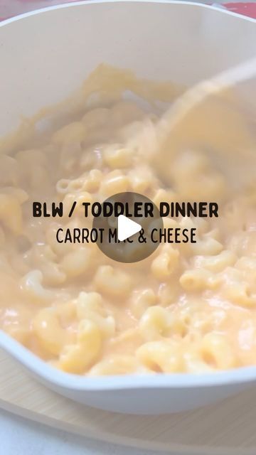 Chelsey Watkins on Instagram: "BLW / Toddler Dinner - Carrot Mac and Cheese 🥕🧀 

Does your little one love Mac and Cheese? Mine does! Did you know it’s actually a great way of getting some veg into them by blending up vegetables and adding it into the sauce. You still have that cheesy sauce but with added goodness! 🥕 

🍠 Don’t have any carrots? Use sweet potato instead! 

👶🏼 Suitable from 6 months + 

❄️ Freeze for up to 3 months 

100g macaroni
2 carrots, peeled and chopped
20g butter
20g plain flour 
200ml whole milk
50g cheese, grated

1.Steam or boil your carrots until cooked, drain and blend until you have a smooth purée
2.Cook your macaroni according to packet instructions, drain and leave aside
3.In a saucepan add your butter, once melted add your flour and a splash of milk to Baby Mac And Cheese, Mac And Cheese For Baby, Carrot Mac And Cheese, Healthy Mac And Cheese For Kids, Blw Butternut Squash Pasta, Blw Mac And Cheese, Food Nanny Mac And Cheese, Mac And Cheese Healthy, Easy Mac N Cheese