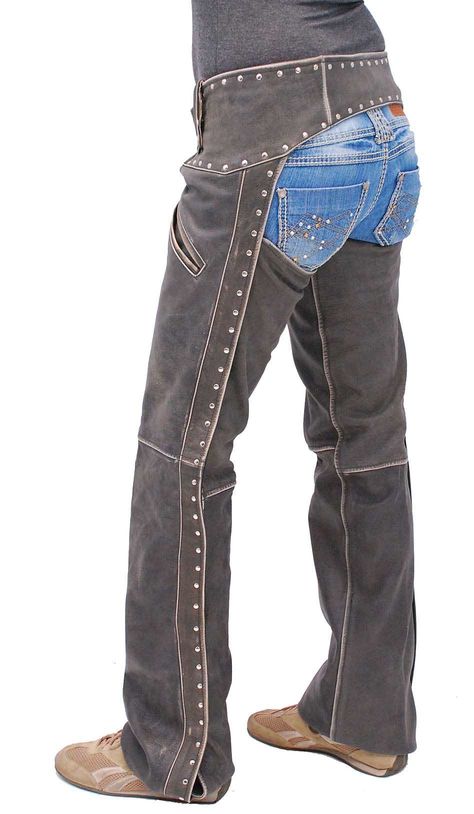 Harley Davidson Merchandise, Motorcycle Fashion, Motorcycle Wear, Leather Chaps, Biker Babe, Motorcycle Clothing, Biker Gear, Biker Pants, Leather Clothing