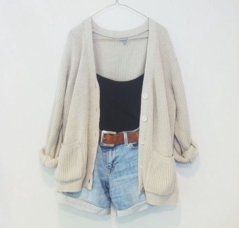 Denim with sweater::: Long Cardigan Outfit, Cardigan Outfits, Cardigan Long, Mode Inspo, Mode Vintage, Mode Inspiration, Outfits Ideas, Denim Jean, Outfits Casuales