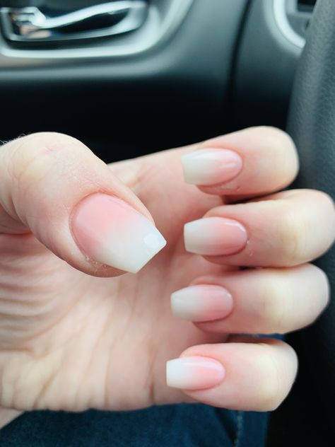 Short Coffin Pink And White Nails, Pink And White Acrylic Nails Coffin Short, Pink And White Ombre Nails Coffin Short, Ombre Acrylic Nails Coffin Short, Pink And White Acrylic Nails Short, White Ombre Nails Coffin, Ombre Short Nails, Short Coffin Shape Nails, Short Coffin Ombre