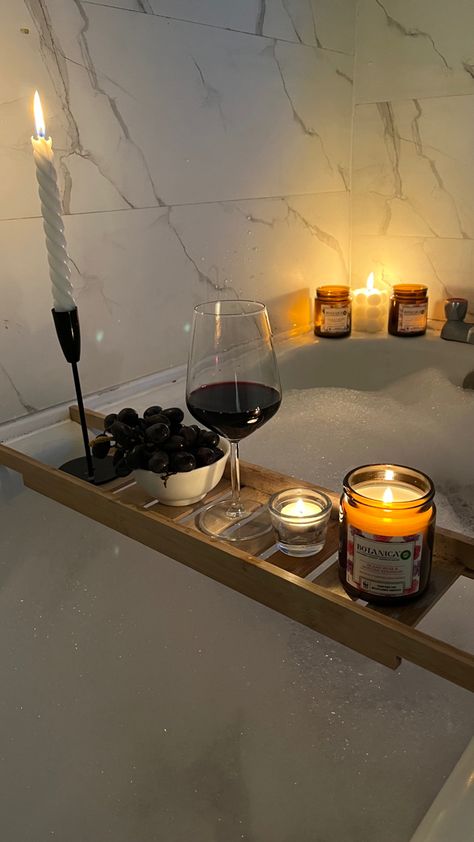 Wine And Bubble Bath, Bath Night Aesthetic, Bath Asthetics Night, Self Care Night Aesthetic, Bath With Candles, Bath Tub Aesthetic, Bubble Bath Aesthetic, Bathtub Aesthetic, Игрушки Funko Pop