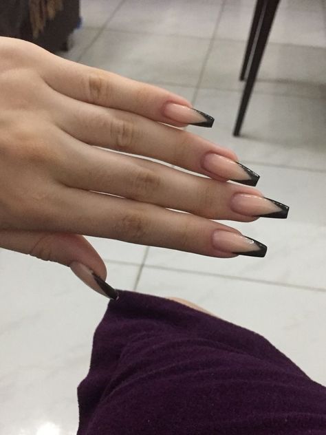 Black Ombré Nails, Black Ombre Nails, Punk Nails, Grunge Nails, Vibrant Nails, Classy Acrylic Nails, Pretty Gel Nails, Soft Nails, Black Nail