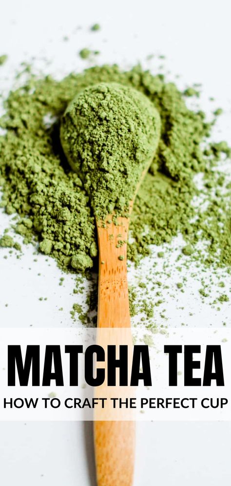 A spoon of matcha tea powder. Matcha Powder Recipes, Tea Magic, Make Matcha, How To Make Matcha, Matcha Smoothie, Healthy Starbucks, Matcha Benefits, Matcha Recipe, Boost Energy Naturally