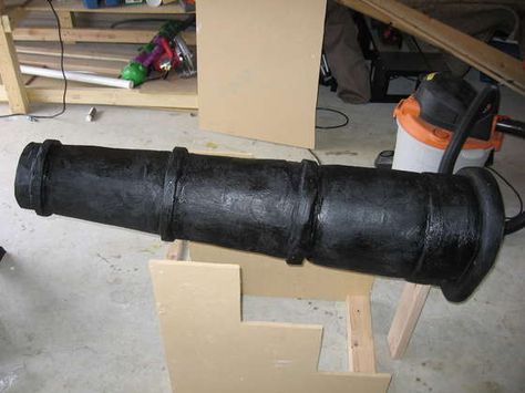 Another toy cannon replica and how to make it Pirate Cannon, Pirate Props, Pirate Room, Foam Factory, Pirate Decor, Halloween Props Diy, Scary Decorations, Pirate Halloween, Under The Sea Theme