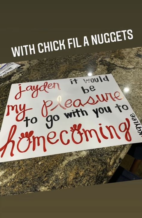 Answer Yes To Hoco, Yes Hoco Poster Ideas, Posters To Say Yes To A Dance, Answering Hoco Posters, Proposal Response Ideas, Food Hoco Proposals, Hoco Ask Ideas, Chick Fil A Hoco Proposal, Chick Fil A Promposal