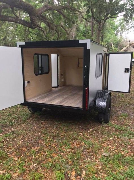 Tow Behind Camper, Aksesoris Jeep, Mini Campers, Cargo Trailer Camper Conversion, Homemade Trailer, Small Camper Trailers, Small Camping Trailer, Homemade Camper, Trailer Conversion