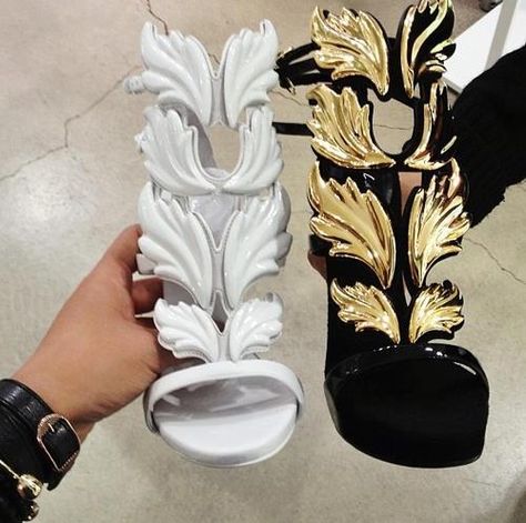 GIUSEPPE ZANOTTI- omg Thyme For Beauty makeup artist has these!!!! High Heels Aesthetic, Zanotti Heels, Heels Aesthetic, Giuseppe Zanotti Heels, Zanotti Shoes, Killer Heels, Fashion Heels, Crazy Shoes, I Love Shoes