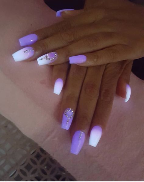 Purple And White Tip Nails, Purple And White Nail Designs, Purple White Nails, White And Purple Nails, 3d Floral Nails, Purple And White Nails, Future Nails, Quartz Nails, Lilac Nails