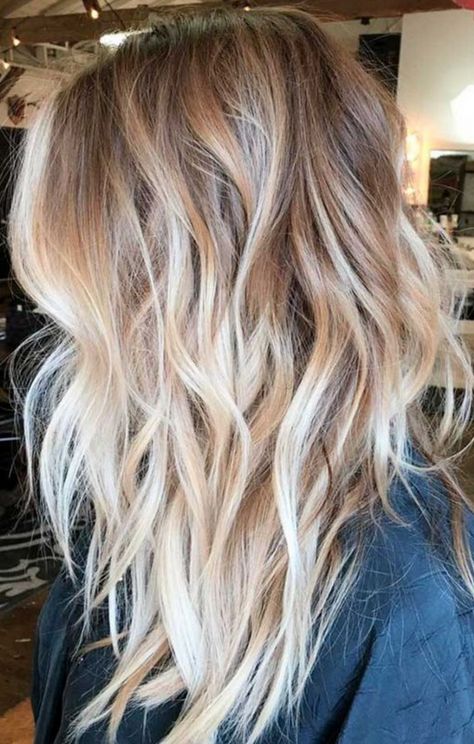 Hair Inspiration Blonde, Blonde Balayage Hair, Balayage Hair Color Ideas, Short Hair Model, Summer Blonde, Brown Ombre Hair, Balayage Hair Color, Ombre Hair Blonde, Blonde Hair Inspiration