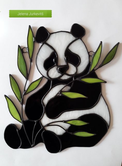 Vitray Art Ideas Cute, Stained Glass Black And White, Vitray Art Ideas, Stained Glass Animals, Stained Glass Windows Church, Diy Stained Glass Window, Patchwork Quilting Designs, Glass Painting Designs, Custom Stained Glass