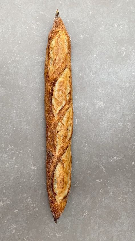 mutfakkitap on Instagram: @karakilcikbook Sourdough Basics, French Baguette Recipe, Sourdough Baguette, Nancy Silverton, Bread Ideas, Baguette Recipe, Baguette Bread, French Baguette, Baking Stone