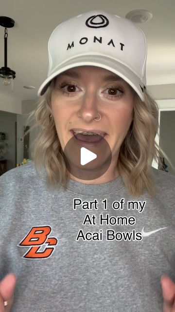 Holly•Lifestyle Blogger on Instagram: "Tons of questions in my DMs about these at home acai bowls💗 So let's make one together!!! #acaibowlsathome #acaibowl #part1" How To Make Acai Bowl At Home, How To Make An Acai Bowl At Home, Acai Bowl At Home, Acai Bowl Recipe, Acai Bowls Recipe, Acai Bowls, Bowl Recipe, Bowls Recipe, Lifestyle Blogger