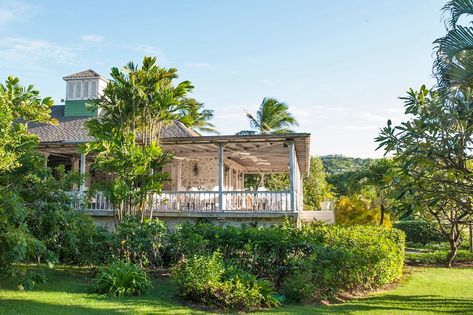 British West Indies Style, British Colonial Architecture, West Indies Style, Caribbean Hotels, Caribbean Homes, Classic Hotel, Caribbean Vacation, Cotton House, Vacation Locations