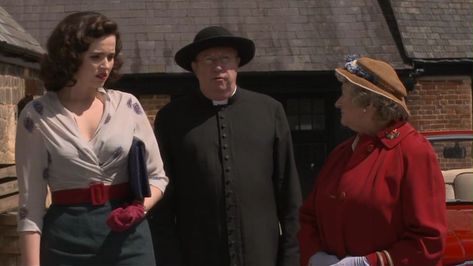 Father Brown. Bunty Windermere. 1950s. Bunty Windermere Father Brown, Emer Kenny, British Series, Wwii Fashion, Father Brown, Wardrobe Revamp, Style Evolution, Funny Character, Tv Characters