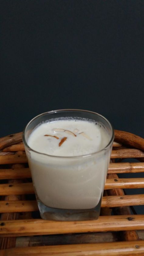 Almond milk/Badam doodh Badam Doodh, Badam Milk, Milkshake Drink, Soaked Almonds, Drink Tags, Almond Paste, Cardamom Powder, How To Get Thick, Milk Recipes