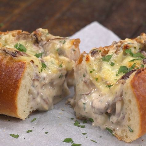 Creamy Garlic Mushroom-Stuffed Bread Mushroom Bread, Mushroom Stuffed, Creamy Garlic Mushrooms, Stuffed Bread, Hot Sandwich, Garlic Mushrooms, Bread Serving, Creamy Mushrooms, Creamy Garlic