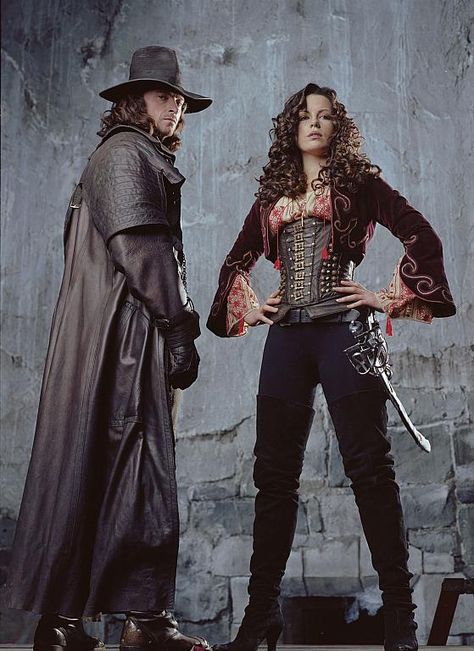 Van Helsing Anna Valerious, Van Helsing 2004, Hunter Costume, Halloween Parejas, Van Helsing, Female Vampire, Vampire Movies, Vampire Hunter, Movie Costumes