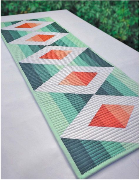 Quilt Table Runners, Table Runners And Placemats, Table Runners Patterns, Modern Table Runners, Quilt Table, Triangle Ruler, Quilted Table Runners Patterns, Quilt Modernen, Place Mats Quilted